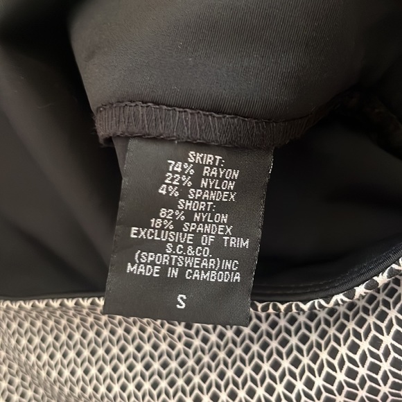 SC&CO Women's Comfortable Stretch Double Wraparound Skort size Small - Picture 5 of 6